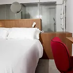 Bela 3* Fisterra